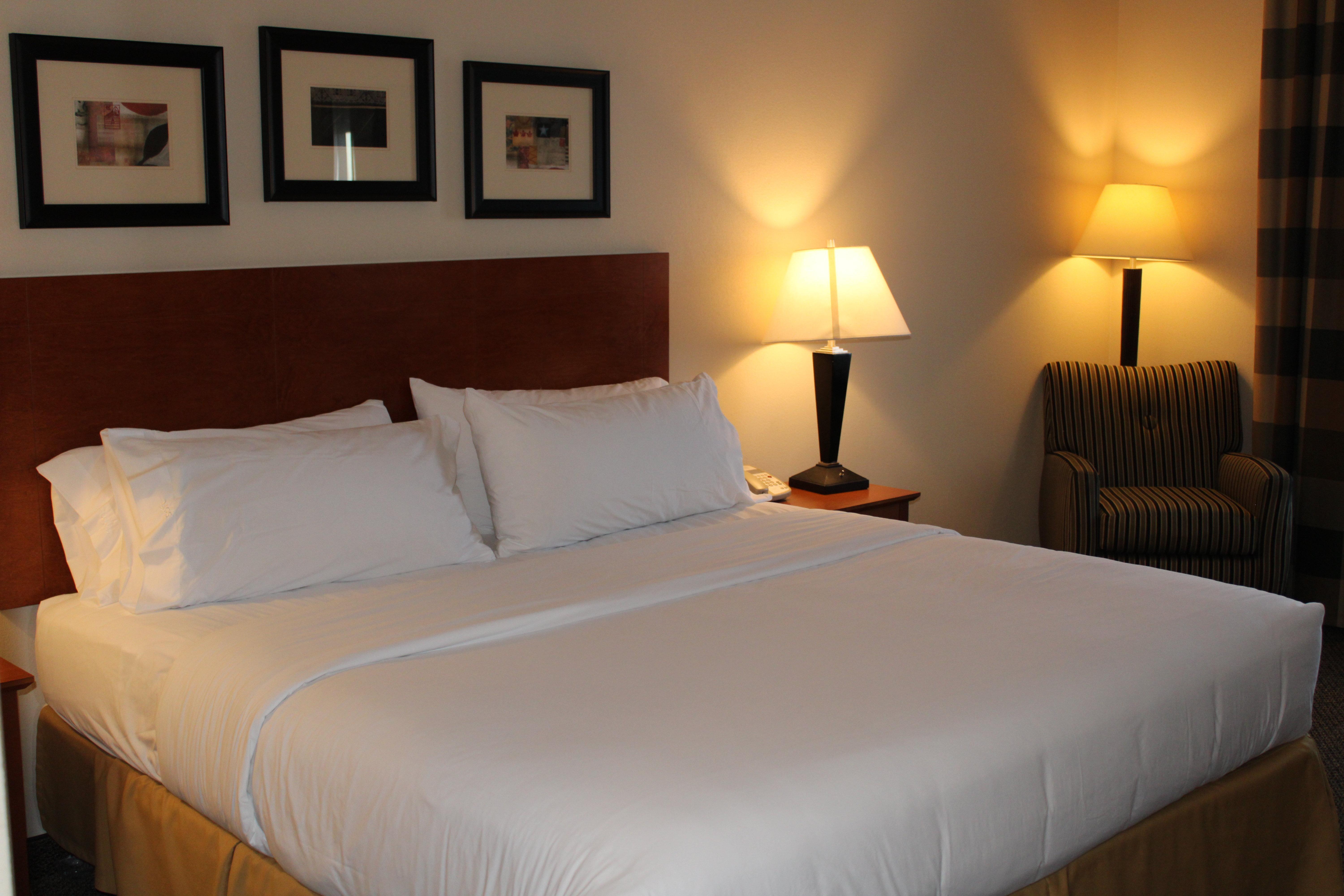 Holiday Inn Express Hotel Vernal By Ihg Exterior photo