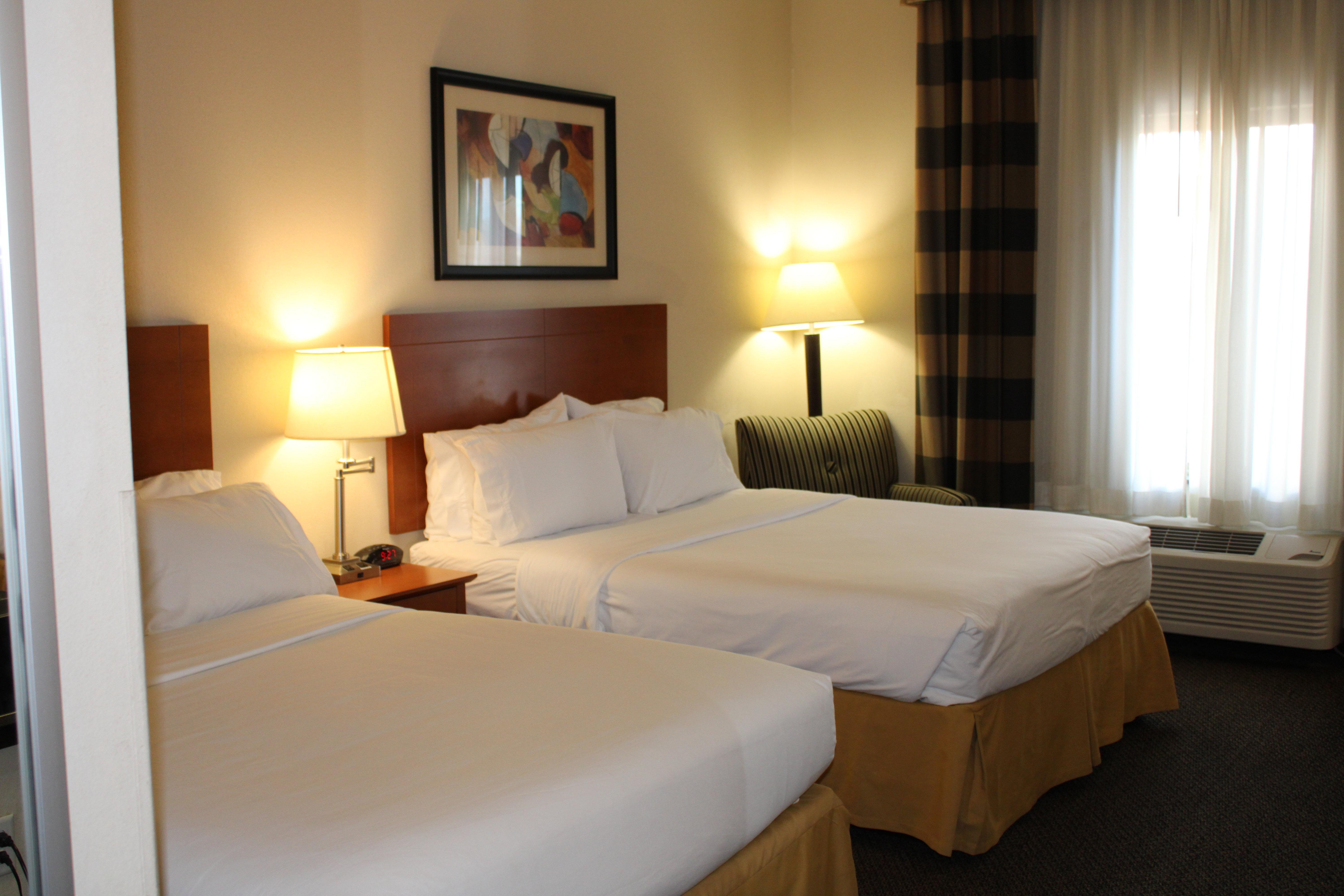 Holiday Inn Express Hotel Vernal By Ihg Exterior photo